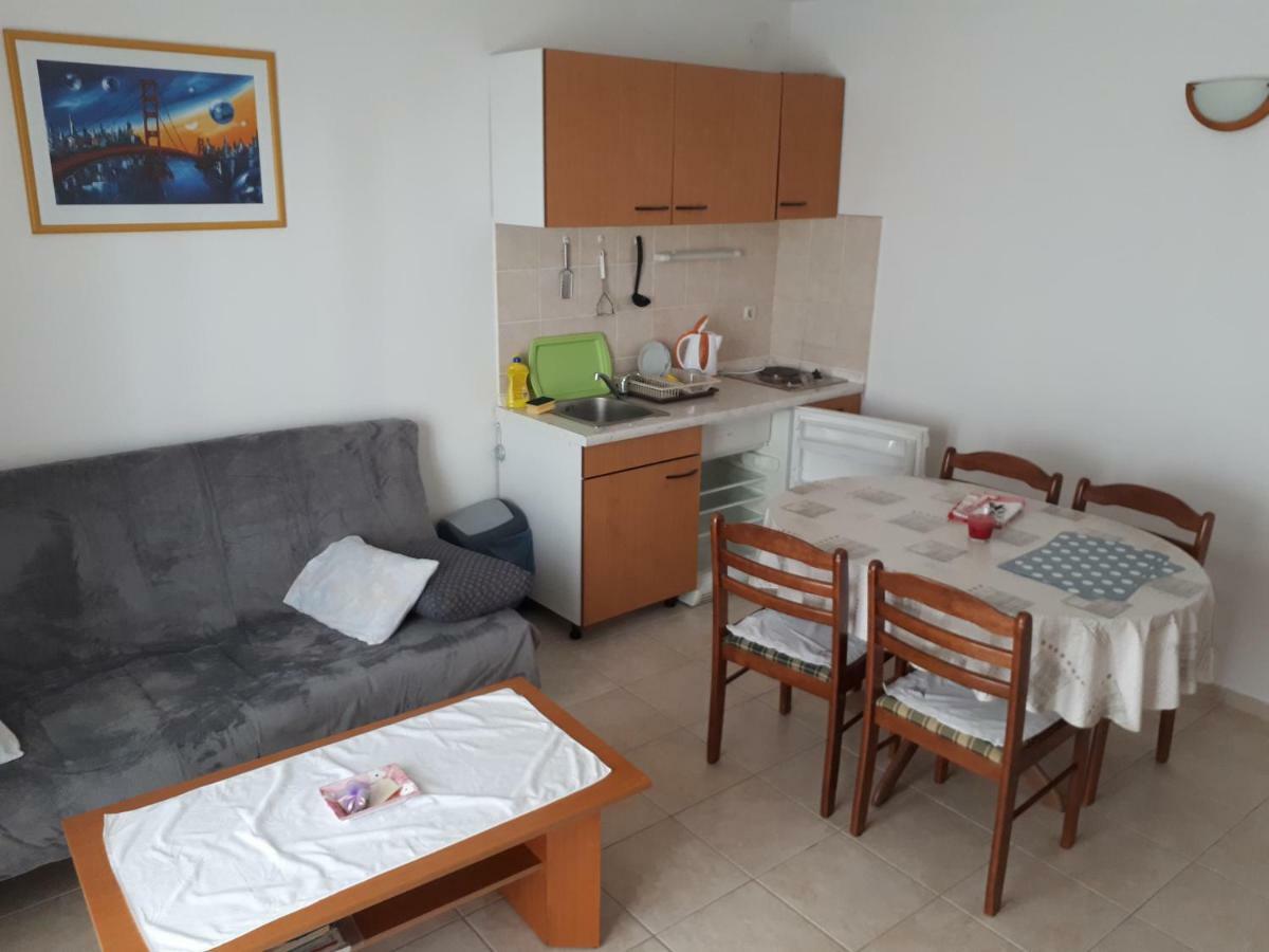 Seaside Apartment Biograd Na Moru Chambre photo
